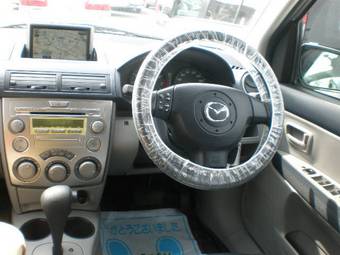 2005 Mazda Demio Pictures