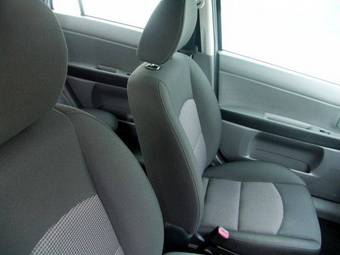 2005 Mazda Demio Wallpapers