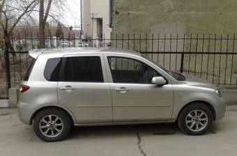 2005 Mazda Demio Pictures