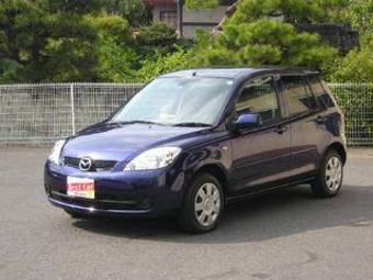 2005 Mazda Demio Pics