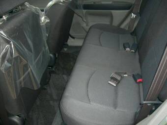 2005 Mazda Demio Pictures
