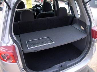 2005 Mazda Demio Pictures