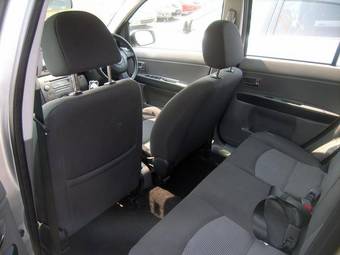 2005 Mazda Demio Photos