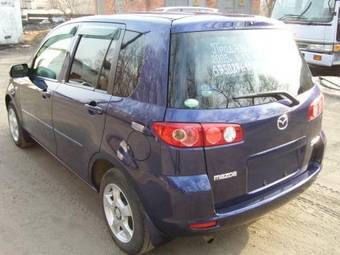 2005 Mazda Demio Pictures