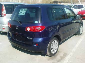 2005 Mazda Demio Photos