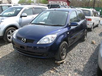 2005 Mazda Demio Images