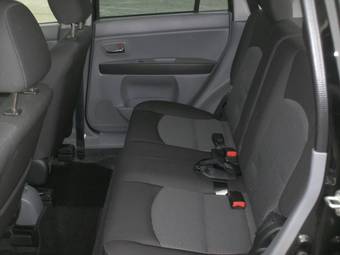 2005 Mazda Demio Pictures