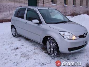 2005 Mazda Demio Photos