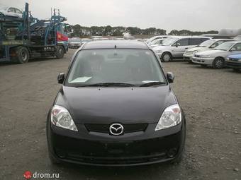 2005 Mazda Demio Pictures