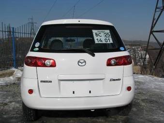 2005 Mazda Demio Photos