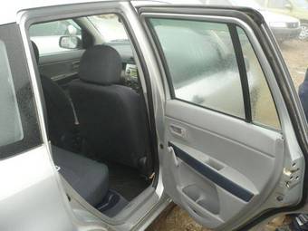 2005 Mazda Demio Pictures