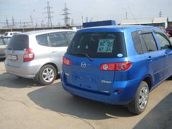 2005 Mazda Demio Pictures