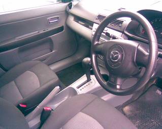 2005 Mazda Demio Photos