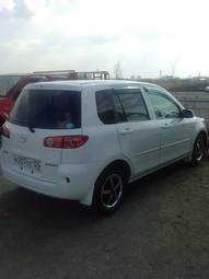 2005 Mazda Demio Photos
