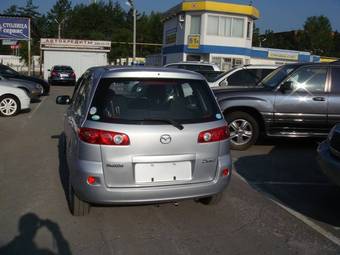 2005 Mazda Demio Pictures