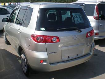 2005 Mazda Demio Pics