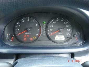2005 Mazda Demio Pictures