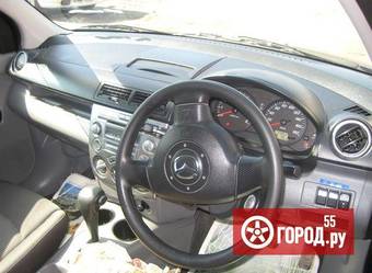 2005 Mazda Demio Pics