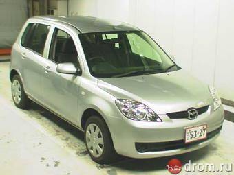 2005 Mazda Demio Pics