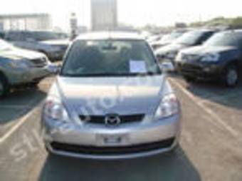 2005 Mazda Demio Photos