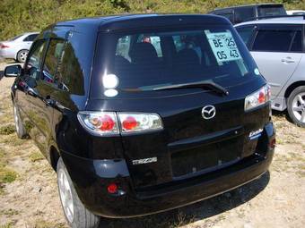 2005 Mazda Demio Photos