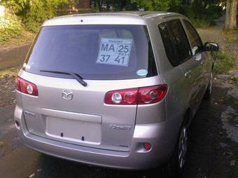 2005 Mazda Demio Pictures