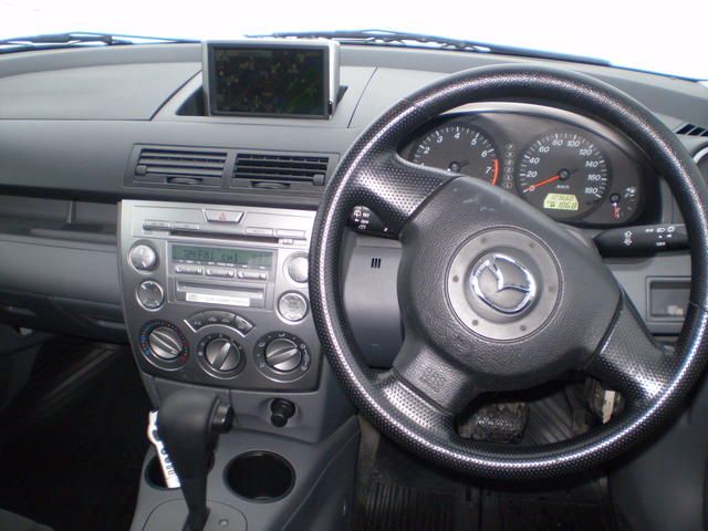 2006 Mazda Demio