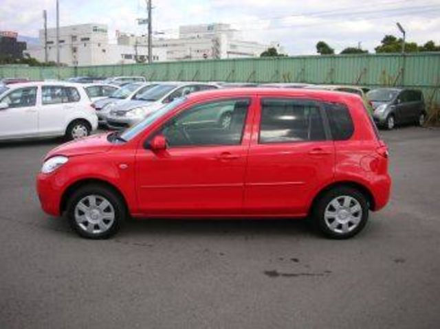 2006 Mazda Demio