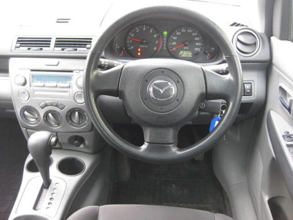 2006 Mazda Demio