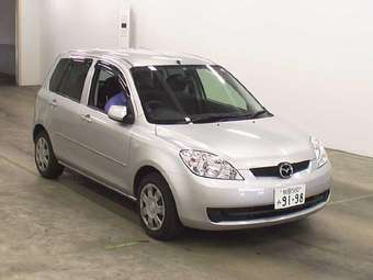 2006 Mazda Demio Photos