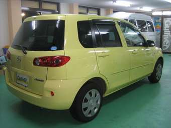 2006 Mazda Demio Photos