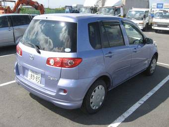 2006 Mazda Demio Pictures