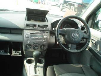 2006 Mazda Demio Photos