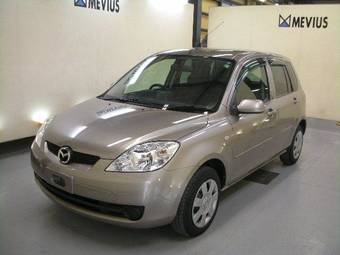 2006 Mazda Demio Pictures