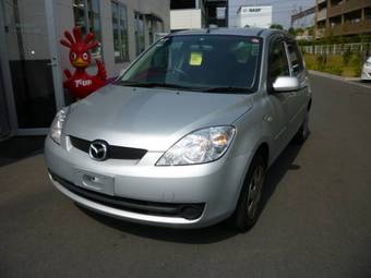 2006 Mazda Demio Pictures