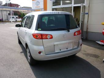 2006 Mazda Demio Photos