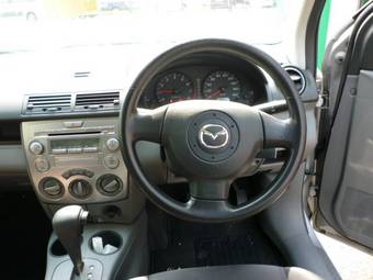 2006 Mazda Demio Photos