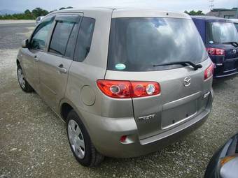 2006 Mazda Demio Pictures