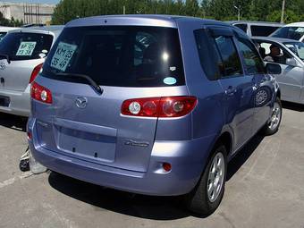 2006 Mazda Demio Pictures