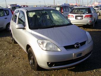 2006 Mazda Demio Pictures