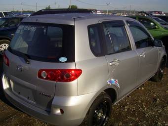 2006 Mazda Demio Pictures