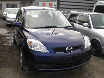 2006 Mazda Demio Pictures