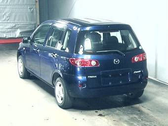 2006 Mazda Demio Photos