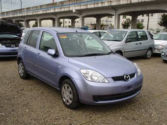 2006 Mazda Demio Photos