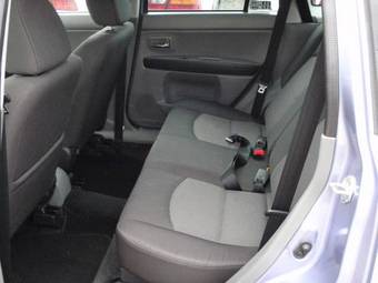 2006 Mazda Demio Photos