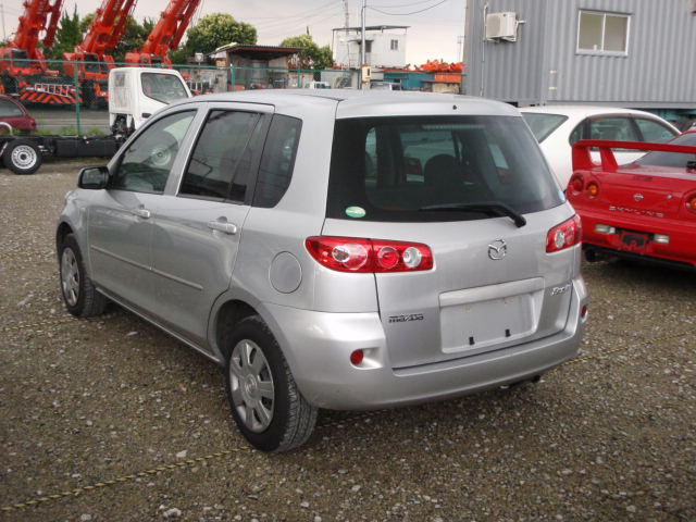 Mazda demio 2006