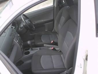 2006 Mazda Demio Pictures