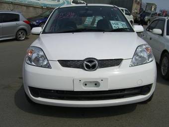 2006 Mazda Demio Photos