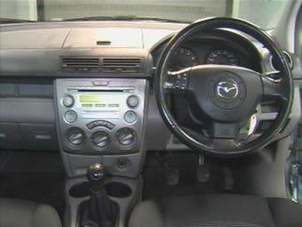 2006 Mazda Demio Photos