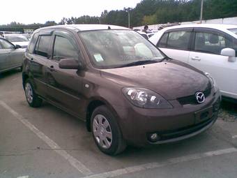 2006 Mazda Demio Pictures